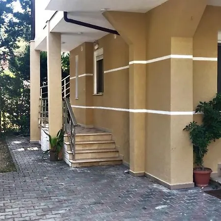 Seasons 3 * Golem (Tirana)